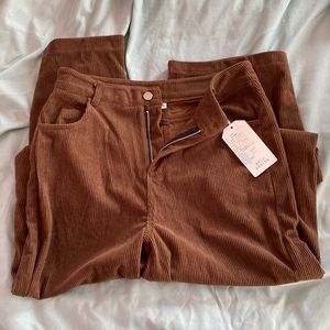 brown wide leg corduroy pants 🤎